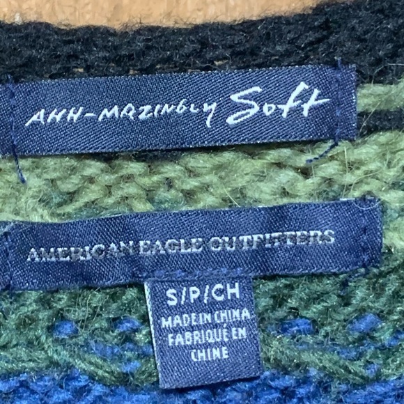 American Egale Oufitters Women’s Long Sleeve Pullover Sweater Size Small - Picture 13 of 13